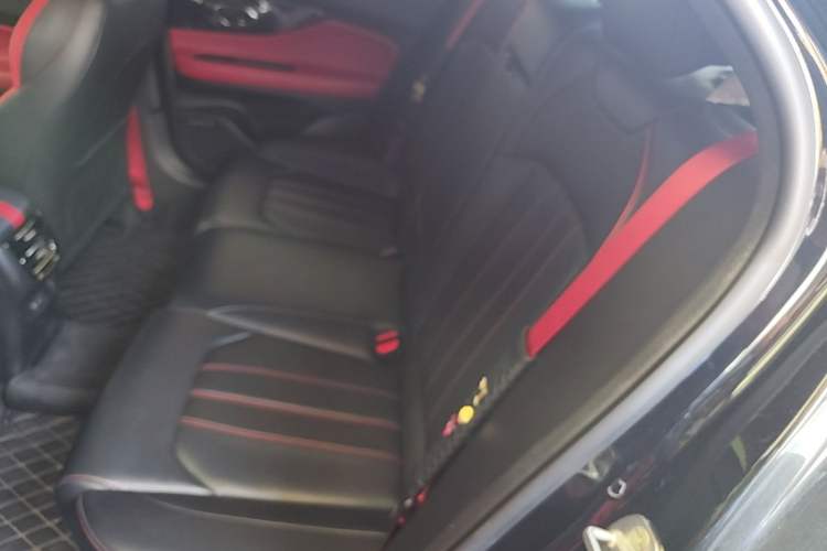 Used GAC Trumpchi EMPOW 2021 270T DCT J16 Version Left Rear Seat