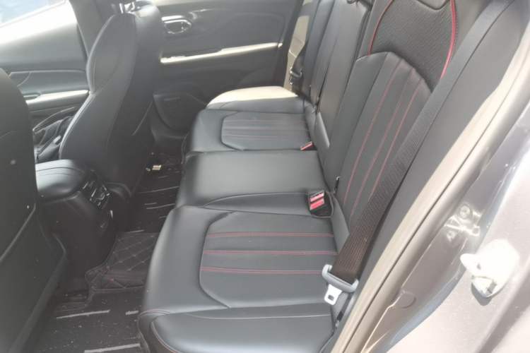 Used GAC Trumpchi EMPOW 2021 270T DCT J15 Version Left Rear Seat