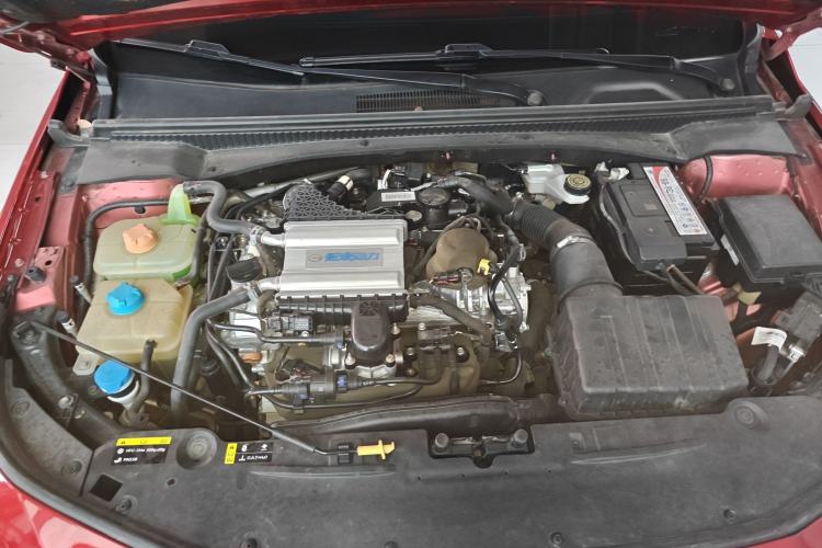 Used GAC Trumpchi EMPOW 2021 270T DCT J15 Version Engine Bay