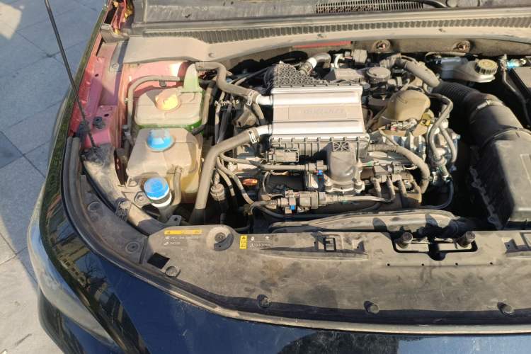 Used GAC Trumpchi EMPOW 2021 270T DCT J11 Version Engine Bay Right