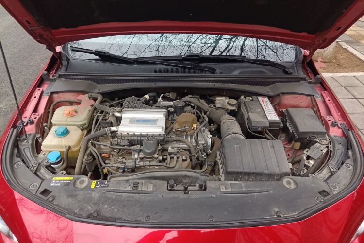 Used GAC Trumpchi EMPOW 2021 270T DCT J11 Version Engine Bay