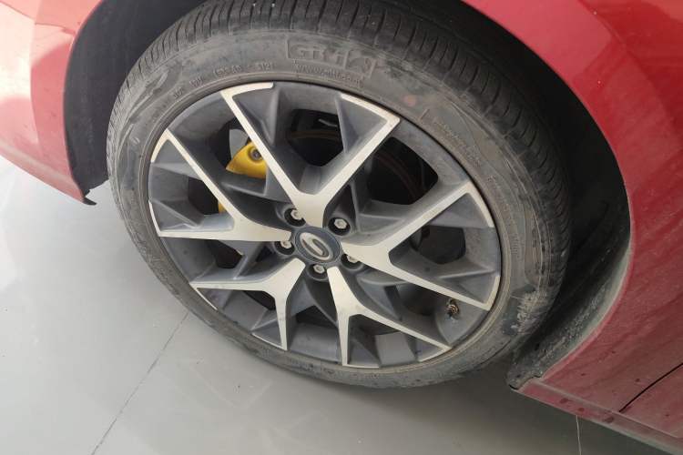 Used GAC Trumpchi EMPOW 2021 270T DCT J15 Version Exterior 5