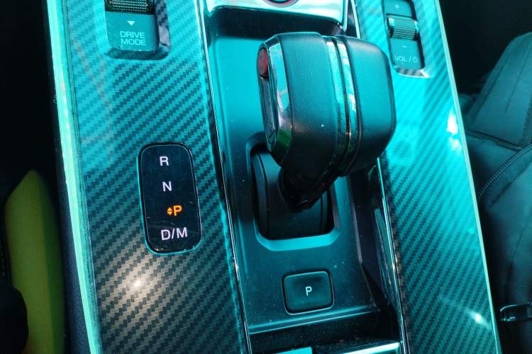 Used GAC Trumpchi EMPOW 2021 270T DCT J15 Version Gear Lever