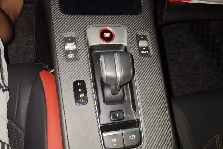 Used GAC Trumpchi EMPOW 2021 270T DCT J11 Version Gear Lever