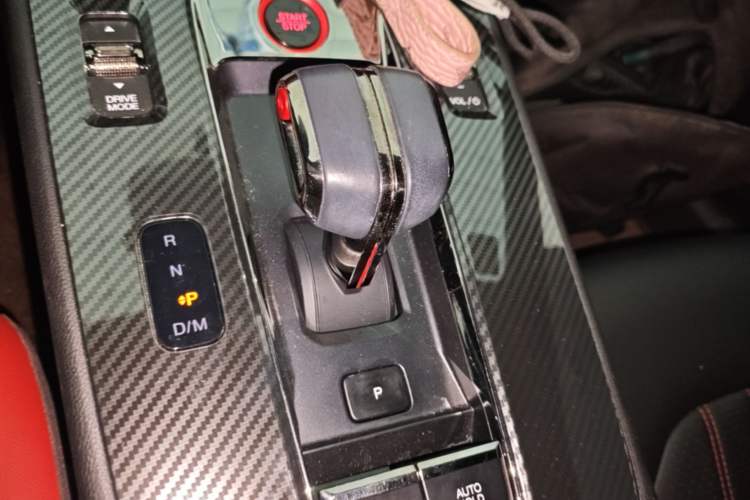 Used GAC Trumpchi EMPOW 2021 270T DCT J16 Version Gear Lever