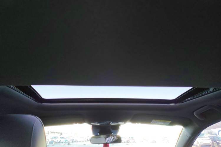 Used GAC Trumpchi EMPOW 2021 270T DCT J15 Version Headliner