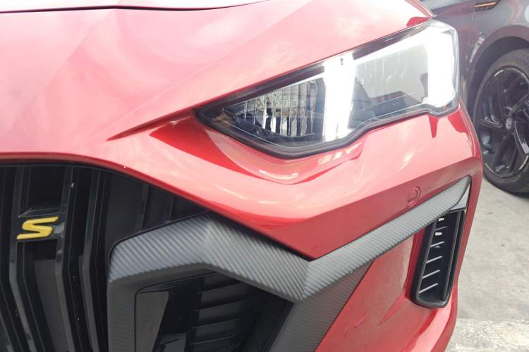 Used GAC Trumpchi EMPOW 2021 270T DCT J16 Version Left Front Headlight
