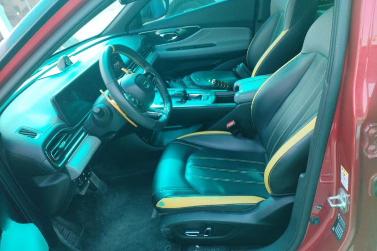 Used GAC Trumpchi EMPOW 2021 270T DCT J15 Version Left Front Seat