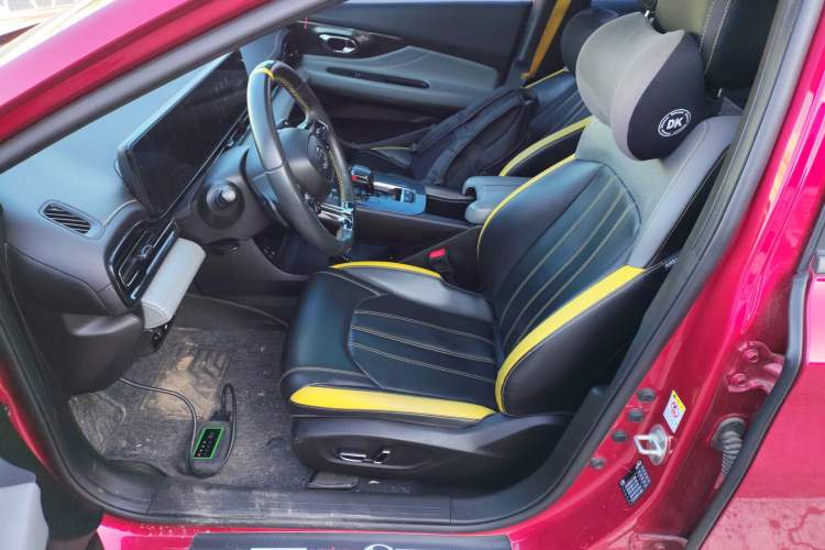 Used GAC Trumpchi EMPOW 2021 270T DCT J15 Version Left Front Seat