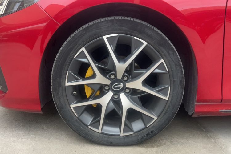 Used GAC Trumpchi EMPOW 2021 270T DCT J16 Version Left Front Wheel Hub