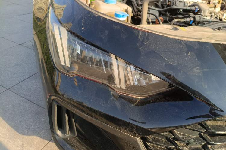 Used GAC Trumpchi EMPOW 2021 270T DCT J11 Version Right Front Headlight