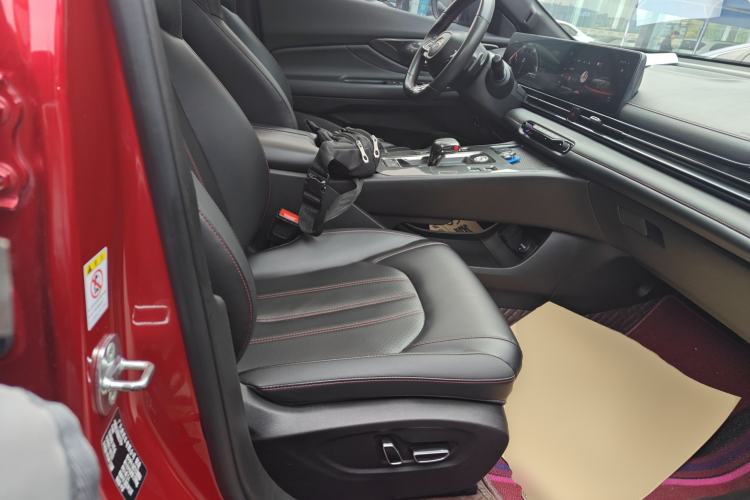 Used GAC Trumpchi EMPOW 2021 270T DCT J16 Version Right Front Seat