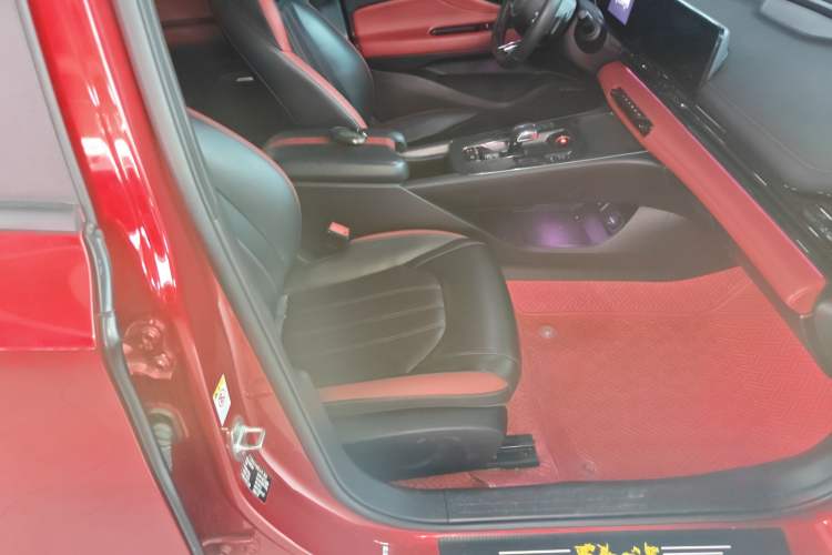Used GAC Trumpchi EMPOW 2021 270T DCT J15 Version Right Front Seat