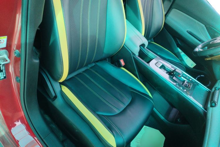 Used GAC Trumpchi EMPOW 2021 270T DCT J15 Version Right Front Seat