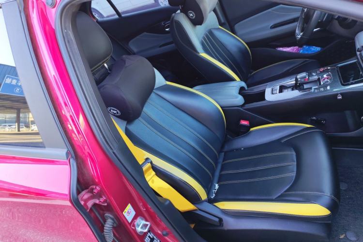 Used GAC Trumpchi EMPOW 2021 270T DCT J15 Version Right Front Seat