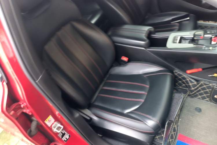 Used GAC Trumpchi EMPOW 2021 270T DCT J15 Version Right Front Seat