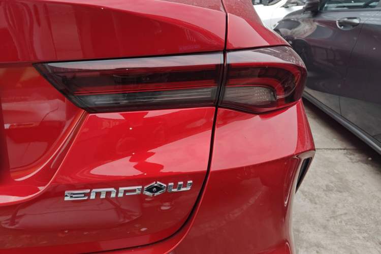 Used GAC Trumpchi EMPOW 2021 270T DCT J16 Version Right Rear Taillight