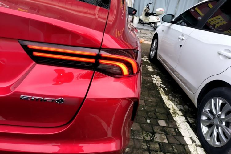 Used GAC Trumpchi EMPOW 2021 270T DCT J15 Version Right Rear Taillight