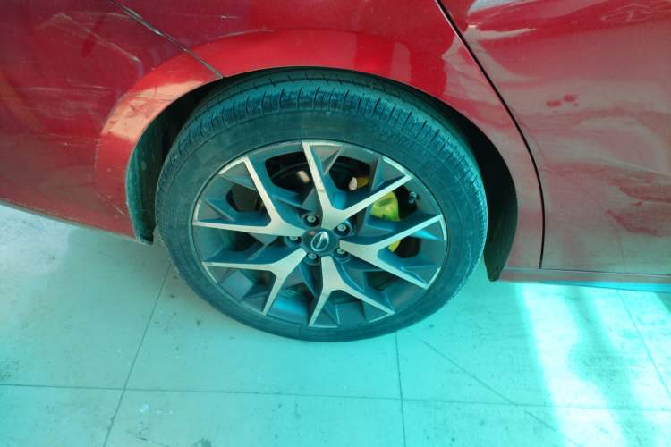 Used GAC Trumpchi EMPOW 2021 270T DCT J15 Version Right Rear Wheel Hub