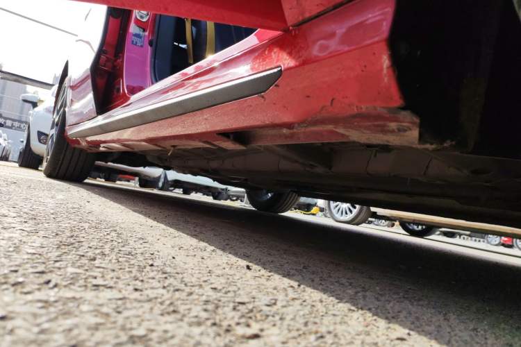 Used GAC Trumpchi EMPOW 2021 270T DCT J15 Version Right Side Sill