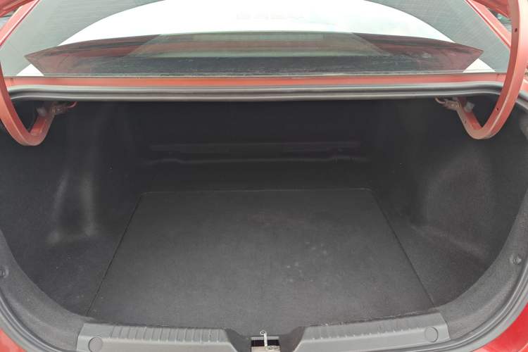 Used GAC Trumpchi EMPOW 2021 270T DCT J16 Version Trunk