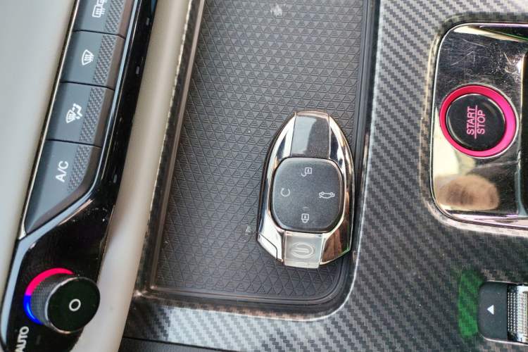 Used GAC Trumpchi EMPOW 2021 270T DCT J15 Version Vehicle Key