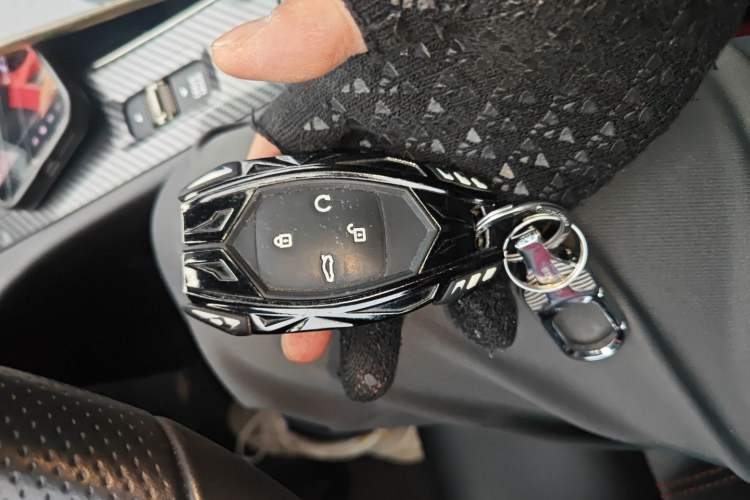 Used GAC Trumpchi EMPOW 2021 270T DCT J16 Version Vehicle Key