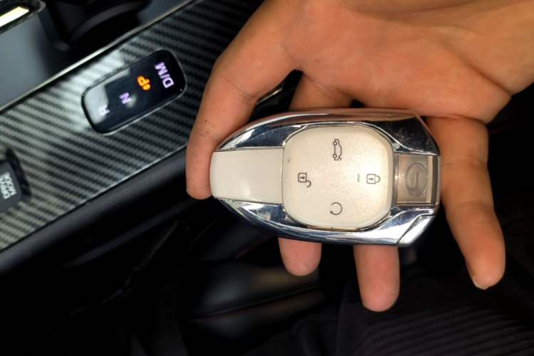 Used GAC Trumpchi EMPOW 2021 270T DCT J15 Version Vehicle Key
