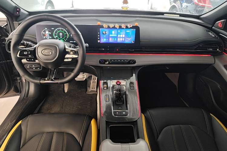 Used GAC Trumpchi EMPOW 2021 270T DCT J16 Version Center Console