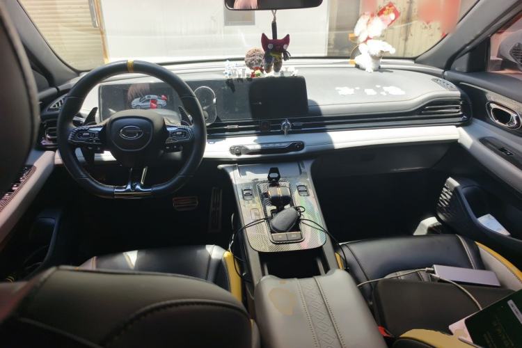 Used GAC Trumpchi EMPOW 2021 270T DCT J15 Version Center Console