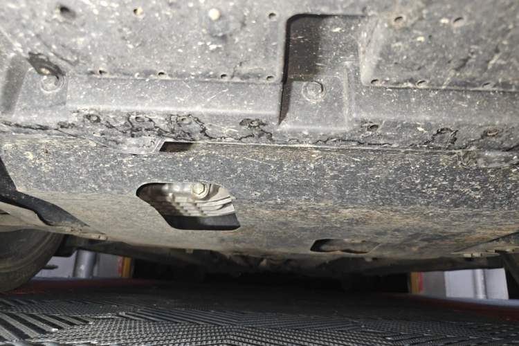 Used GAC Trumpchi EMPOW 2021 270T DCT J16 Version Chassis Front