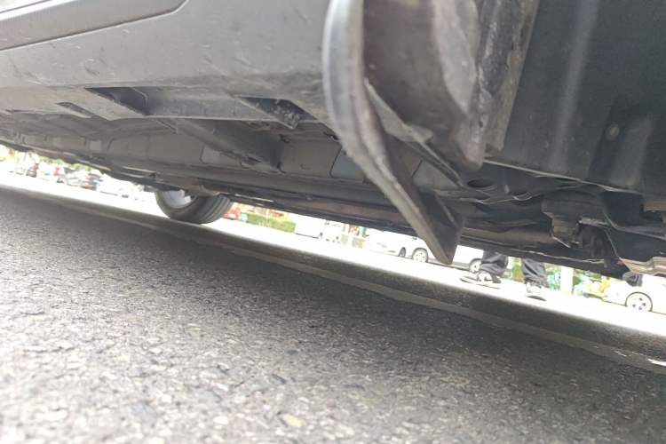 Used GAC Trumpchi EMPOW 2021 270T DCT J15 Version Chassis Front Right