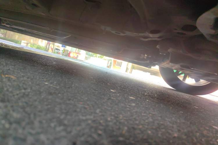 Used GAC Trumpchi EMPOW 2021 270T DCT J11 Version Chassis Front Right