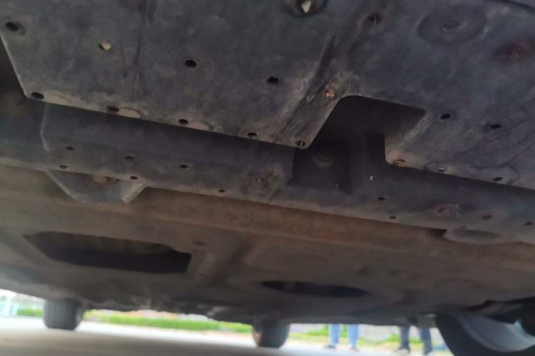 Used GAC Trumpchi EMPOW 2021 270T DCT J15 Version Chassis Front
