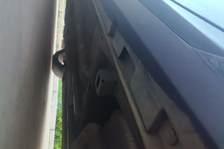 Used GAC Trumpchi EMPOW 2021 270T DCT J15 Version Chassis Rear Left