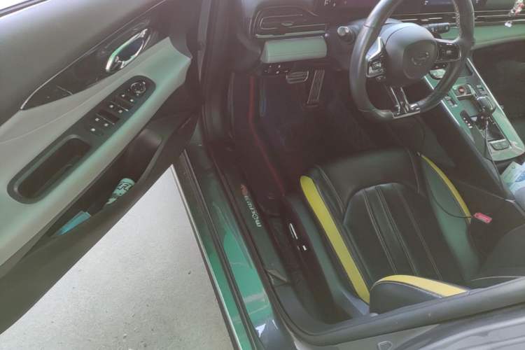 Used GAC Trumpchi EMPOW 2021 270T DCT J15 Version Driver Seat