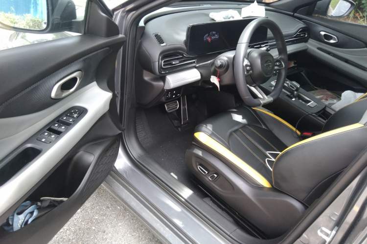 Used GAC Trumpchi EMPOW 2021 270T DCT J15 Version Driver Seat
