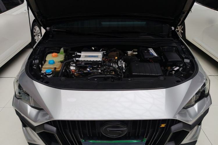 Used GAC Trumpchi EMPOW 2021 270T DCT J15 Version Engine Bay