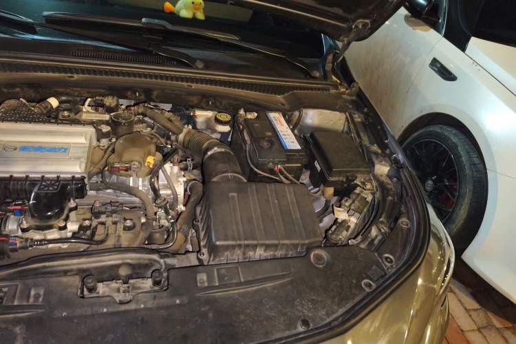 Used GAC Trumpchi EMPOW 2021 270T DCT J16 "Su Shen" Limited Edition Engine Bay Left