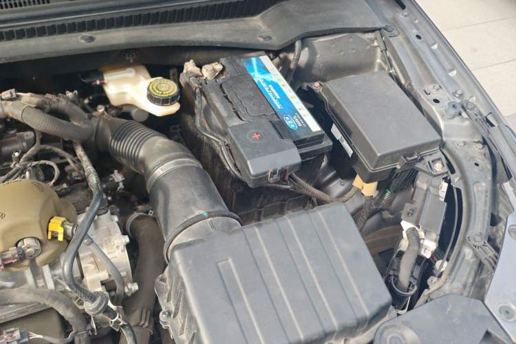 Used GAC Trumpchi EMPOW 2021 270T DCT J16 Version Engine Bay Left