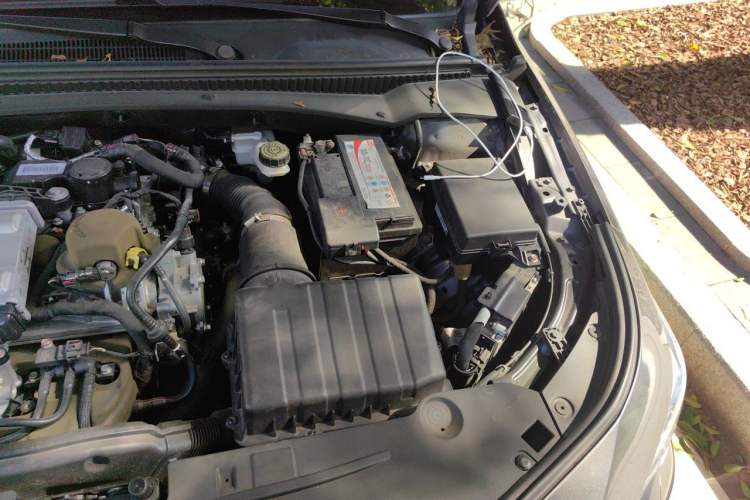 Used GAC Trumpchi EMPOW 2021 270T DCT J16 Version Engine Bay Left