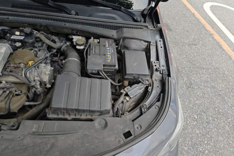 Used GAC Trumpchi EMPOW 2021 270T DCT J16 Version Engine Bay Left