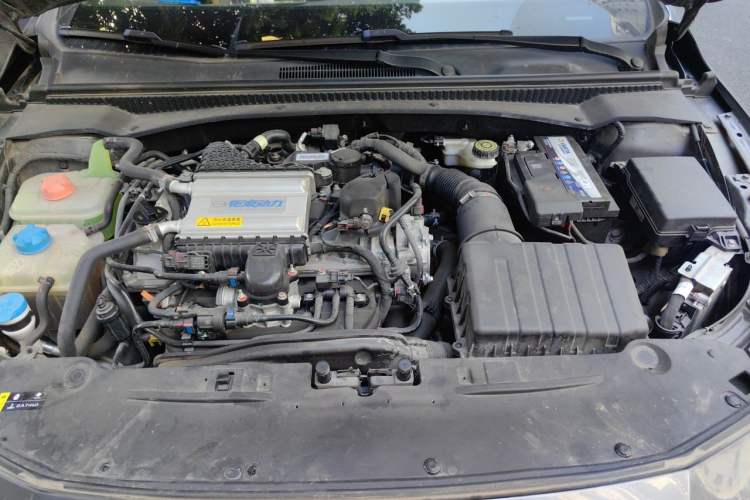 Used GAC Trumpchi EMPOW 2021 270T DCT J11 Version Engine Bay