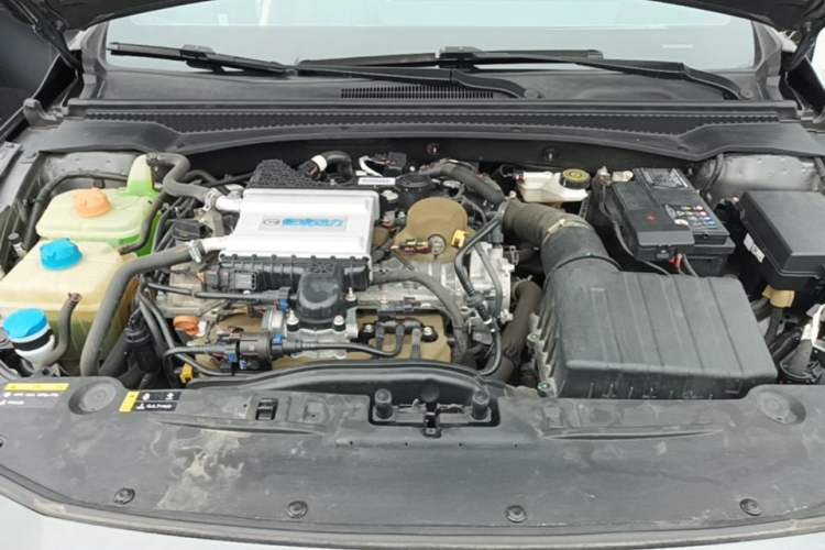 Used GAC Trumpchi EMPOW 2021 270T DCT J16 Version Engine Bay