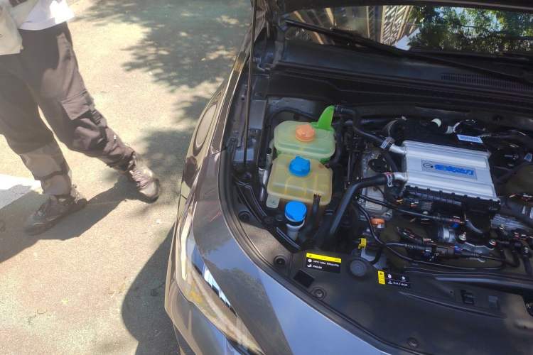 Used GAC Trumpchi EMPOW 2021 270T DCT J16 Version Engine Bay Right