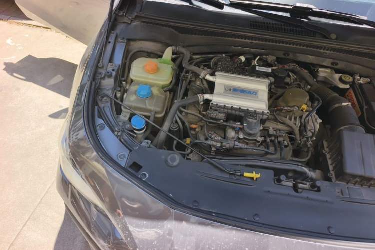 Used GAC Trumpchi EMPOW 2021 270T DCT J15 Version Engine Bay Right