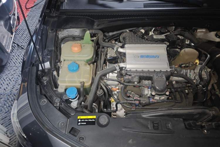 Used GAC Trumpchi EMPOW 2021 270T DCT J16 Version Engine Bay Right