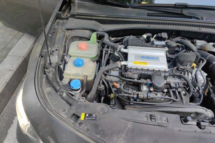 Used GAC Trumpchi EMPOW 2021 270T DCT J11 Version Engine Bay Right