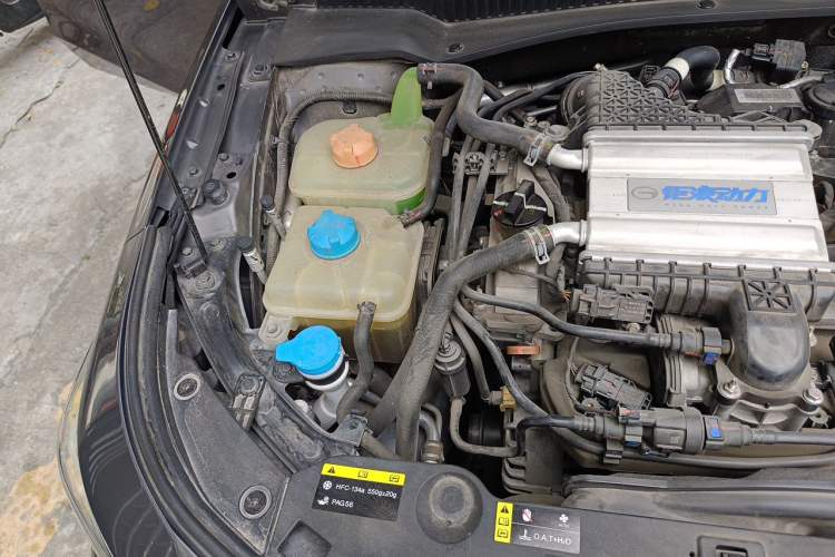 Used GAC Trumpchi EMPOW 2021 270T DCT J15 Version Engine Bay Right