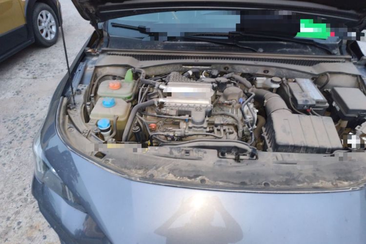 Used GAC Trumpchi EMPOW 2021 270T DCT J15 Version Engine Bay Right